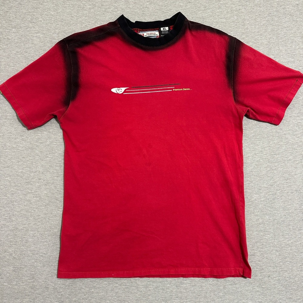 Y2K Ozoc Co Premium Denim Red Black Ombre Spray Dye Graphic Tee Mens X-Large